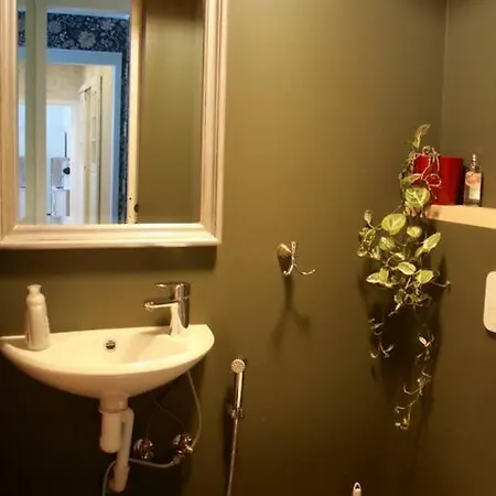 Lovely 3room In Kalamaja Next To Oldtown * タリン