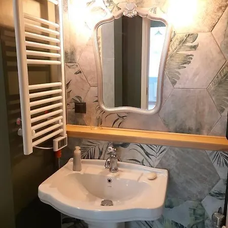 Lovely 3room In Kalamaja Next To Oldtown * タリン